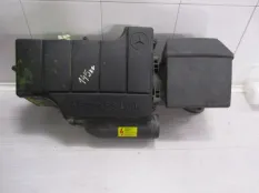 Корпус воздушного фильтра MERCEDES-BENZ VANEO