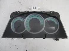 щиток приборов TOYOTA COROLLA VERSO