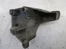 Кронштейн двигателя опорный AUDI A6