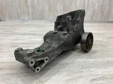 Кронштейн генератора AUDI A4