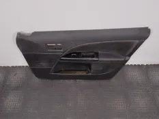 Обшивка двери передней правой Ford Mondeo 3 2003