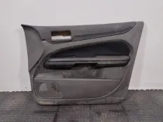 Обшивка двери передней правой Ford Focus 2 2006