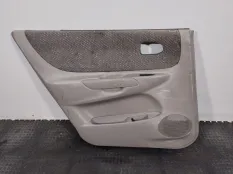 Обшивка двери задней левой Mazda Premacy 2001