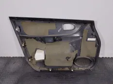 Обшивка двери передней правой Mazda Premacy 2001