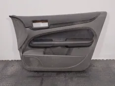 Обшивка двери передней правой Ford Focus 2 2005