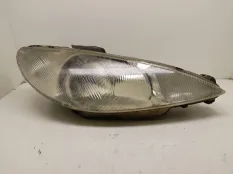 Фара правая Peugeot 206 2001