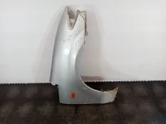 Крыло переднее правое Mazda Premacy 2001