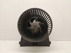 Моторчик печки Volkswagen Golf 4 2002 657880E