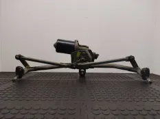 Трапеция стеклоочистителя Volkswagen Golf 4 2003