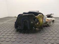 Замок двери задней правой Hyundai Elantra 3 2003