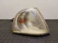 Указатель поворота правый Skoda Octavia рест. 2001