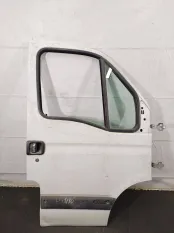 Дверь передняя правая Renault Master 2 рест. 2005