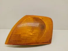 Указатель поворота левый Volkswagen Passat B5 1999