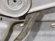 Стеклоподъемник электрический передний правый Ford
