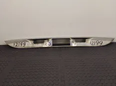 Накладка крышки багажника Mercedes-Benz E W211