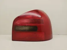 Фонарь задний правый Audi A3 8L 1999 810945096