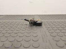 Датчик детонации Volkswagen Golf 4 1999 0261231045