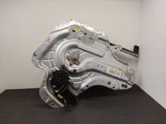 Стеклоподъемник электрический задний правый