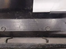 Решетка радиатора Volkswagen Polo 4 2001