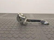 Ограничитель открывания двери передней правой Fiat