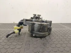 Вакуумный насос Ford Focus 2 рест. 2007