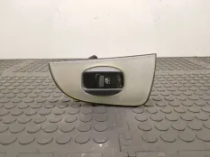Кнопка стеклоподъемника двери задней правой