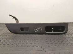 Кнопка стеклоподъемника двери передней правой