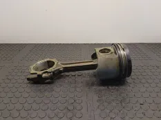 Поршень Nissan Almera N16 2001