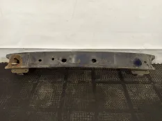 Усилитель переднего бампера Ford Focus 2000