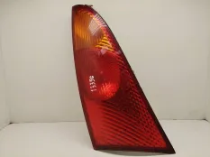 Фонарь задний правый Ford Focus рест. 2001