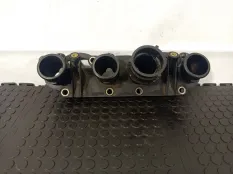 Впускной коллектор Volkswagen Passat B5 1999