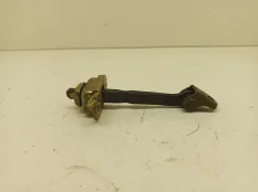 Ограничитель открывания двери передней правой