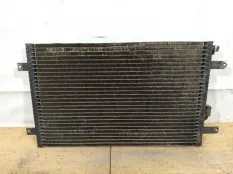 Радиатор кондиционера Volkswagen Sharan 1999