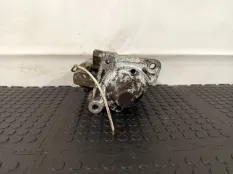 Стартер Renault Kangoo рест. 2005 8200426577