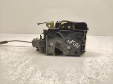 Замок двери передней правой Volkswagen Polo