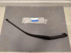 поводок дворника правый - GJ6E67321