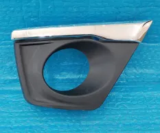 Накладка противотуманной фары передняя правая - 622565KS0A