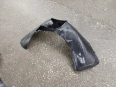 подкрылок передний левый - 5035052100