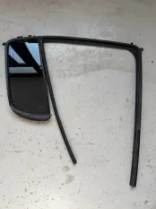 Глухое стекло двери Tank 300