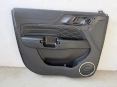 Обшивка двери Tank 300