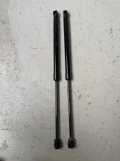 Амортизатор капота Tank 300