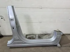 Порог Geely Atlas