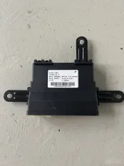 Электронный блок двери Geely Tugella