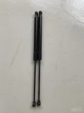 Амортизатор багажника Renault Sandero 2