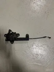 Замок капота Kia Rio 3