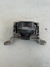 Опора двигателя Ford Focus 3