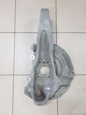 Кулак BMW 5