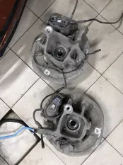 Кулак BMW 5