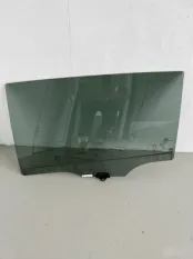 Стекло двери Kia Sportage