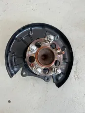 Кулак Kia Cerato